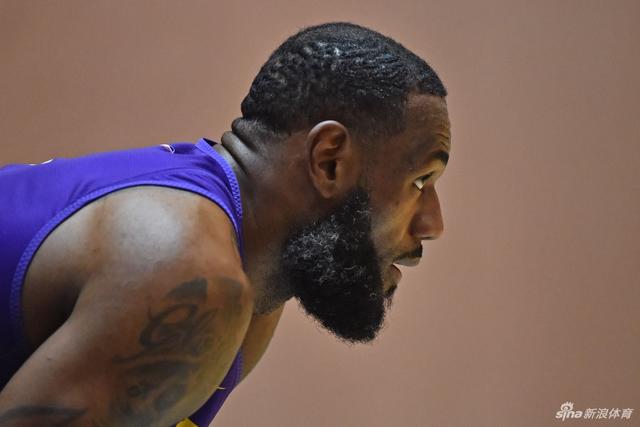 赵睿:想跟世界强队拼一拼 需要保持48分钟强度